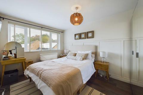 10 Bramfield Place, Hemel Hempstead, HP2 7NZ