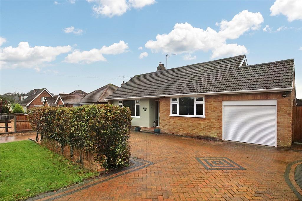Poringland Road, Stoke Holy Cross, Norwich, Norfolk, NR14 2 bed