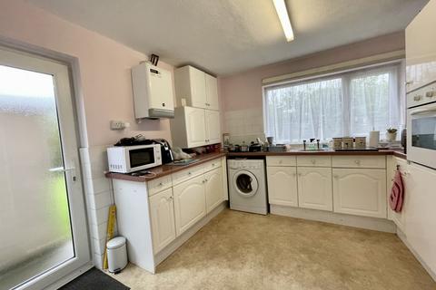 7 Havering Close, Great Wakering, Southend-on-sea, SS3 0AF