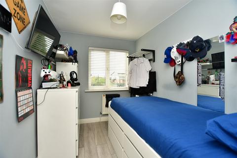 5 Baker Crescent, Dartford, DA1 2NF