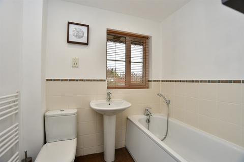 5 Baker Crescent, Dartford, DA1 2NF