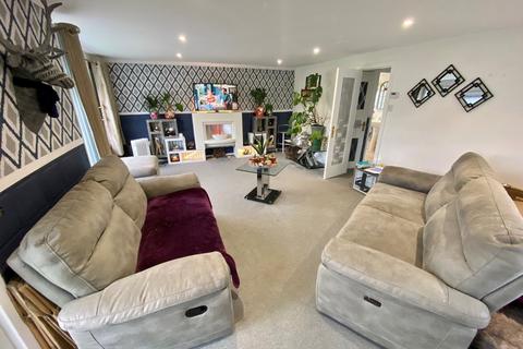 2 bedroom park home for sale, Beechtree Park, Denny