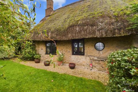 2 bedroom cottage for sale, Badgers Cottage, Newton Purcell