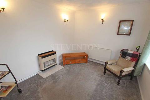 2 bedroom semi-detached house for sale, Kinlet Close, Castlecroft, Wolverhampton, WV3