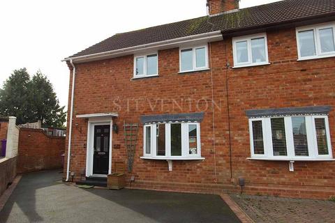 2 bedroom semi-detached house for sale, Kinlet Close, Castlecroft, Wolverhampton, WV3