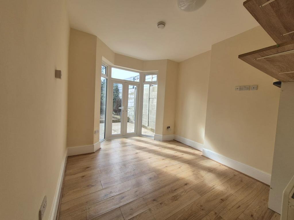 Spacious En-Suite Room in Palmers Green.