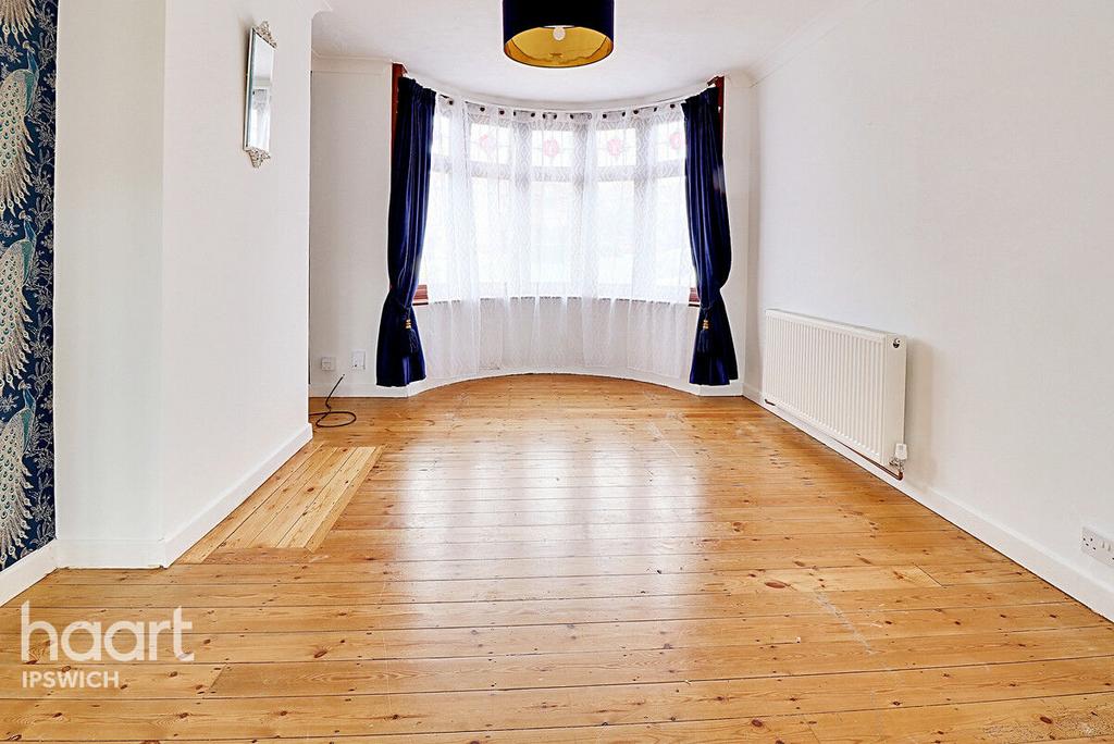 Ashcroft Road, Ipswich 3 bed semidetached house for sale £265,000