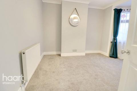 52 Ashcroft Road, Ipswich, IP1 6AD
