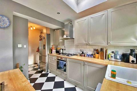 3 bedroom terraced house for sale, Currey Road, Greenford UB6