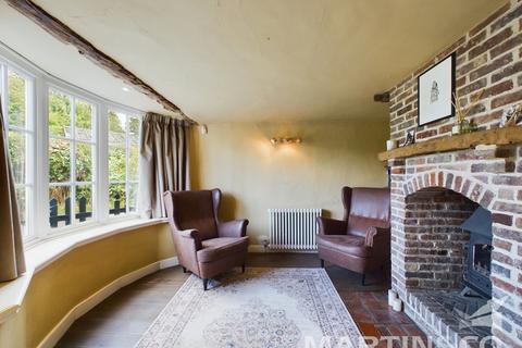 5 bedroom cottage to rent, Chatham Green, Little Waltham