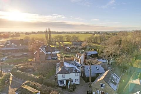 4 bedroom cottage to rent, Chatham Green, Little Waltham