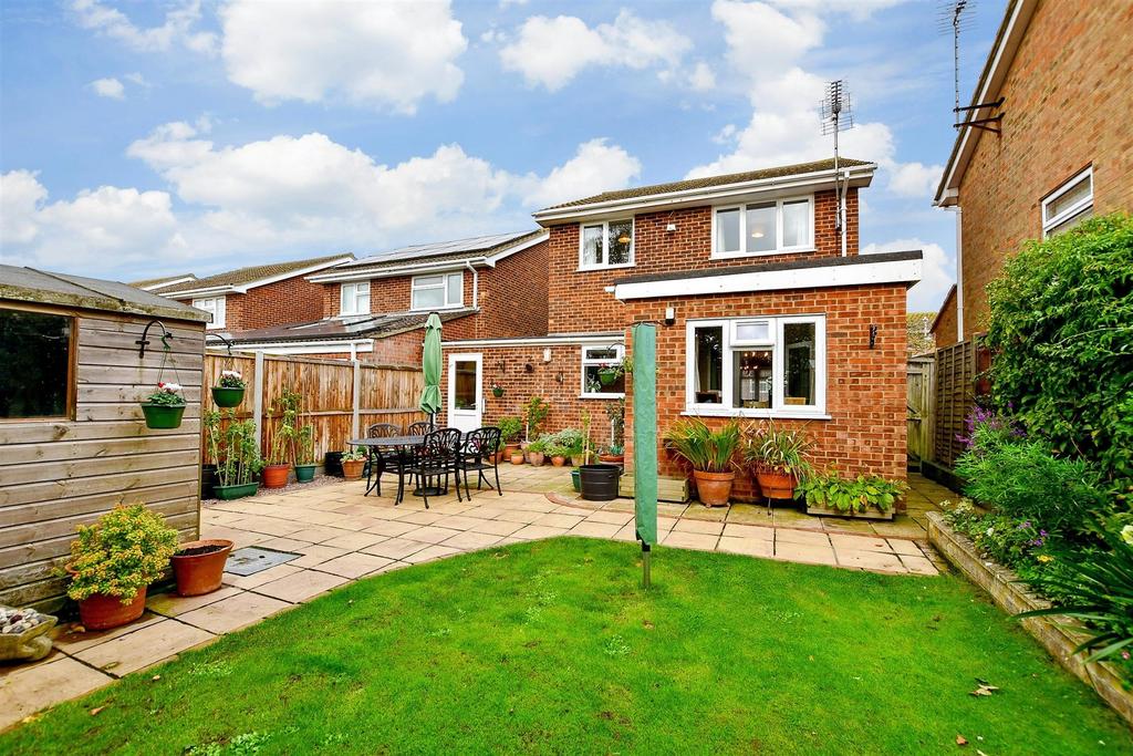 Mark Avenue, Ramsgate, Kent 3 bed detached house for sale £400,000