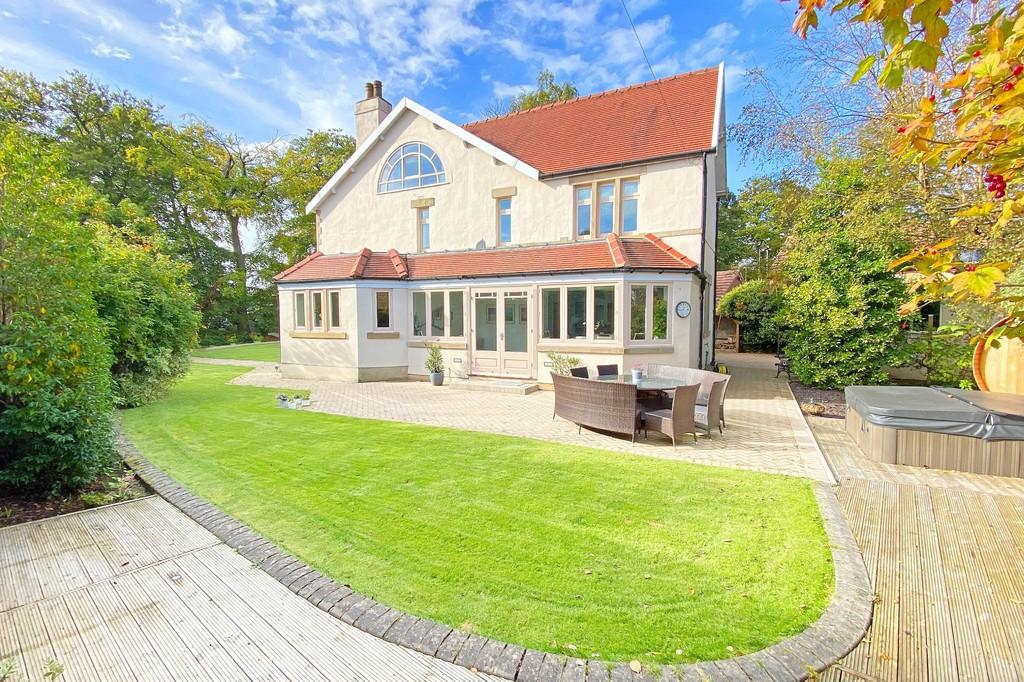 Oatlands Drive, Harrogate 5 bed detached house for sale £1,350,000
