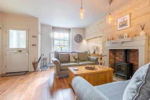 2 bedroom cottage for sale, Corner Cottage, 4 Queens Square, Kirkby Lonsdale, LA6 2AZ