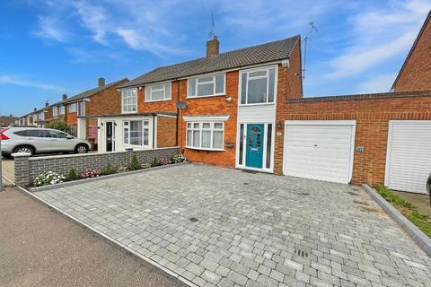 10 Summers Road, Luton, LU2 9HS