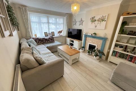 10 Summers Road, Luton, LU2 9HS
