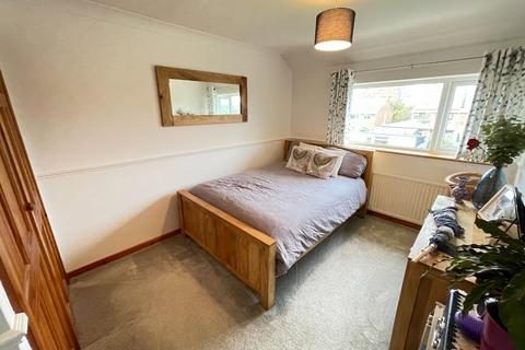 10 Summers Road, Luton, LU2 9HS