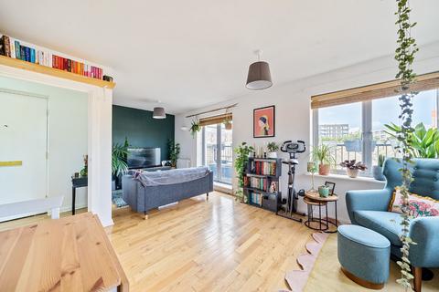 1 bedroom apartment for sale, Trim Street, London, SE14