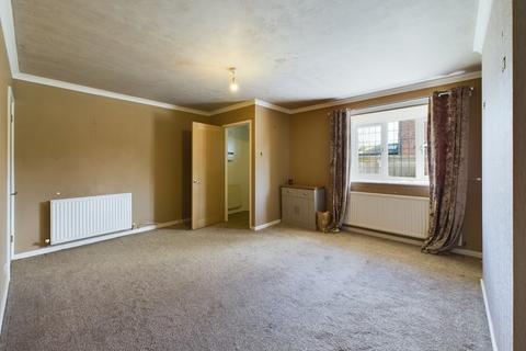 3 bedroom semi-detached house for sale, Sheringham Close, Saltney