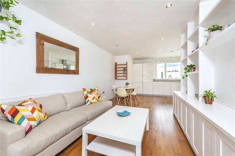 2 bedroom flat to rent, Plender Street, London