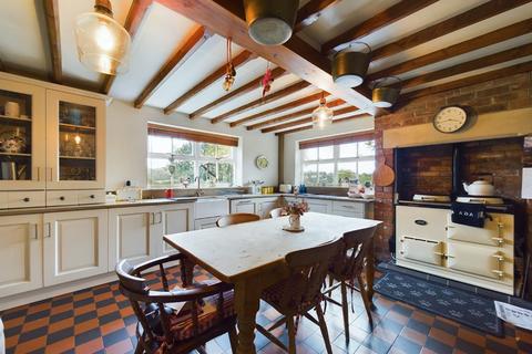 4 bedroom cottage for sale, Winnothdale, Tean