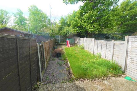 89 Thirlmere Gardens, Northwood, HA6 2RX
