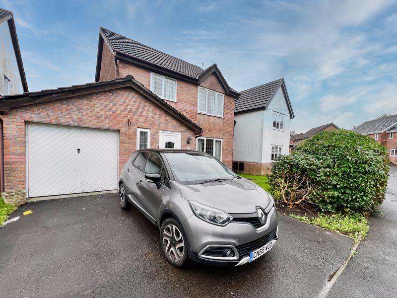 82 GlanYNant, Bridgend, CF32 9DT 3 bed detached house for sale £235,000