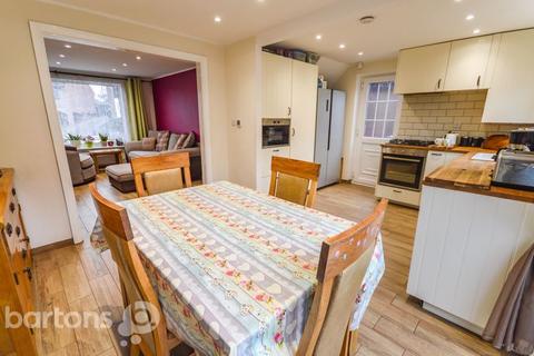 5 Hall Grove, Rotherham, S60 2BS