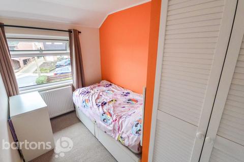 5 Hall Grove, Rotherham, S60 2BS