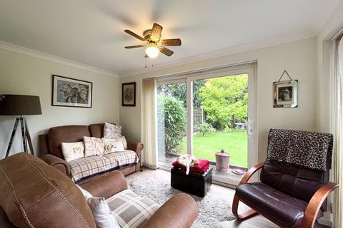 5 Baslow Road, Walsall, WS3 3SG