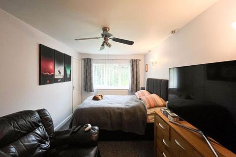 5 Baslow Road, Walsall, WS3 3SG