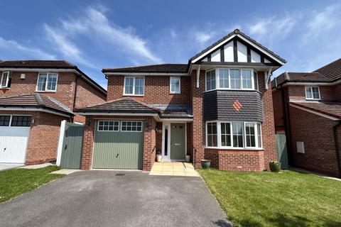 4 bedroom detached house for sale, Clos Belyn, Llandudno Junction