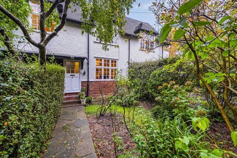 3 bedroom house for sale - Oakwood Road, Hampstead Garden Suburb, NW11