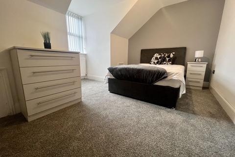 1 bedroom in a house share to rent, High Street, Gateshead NE10