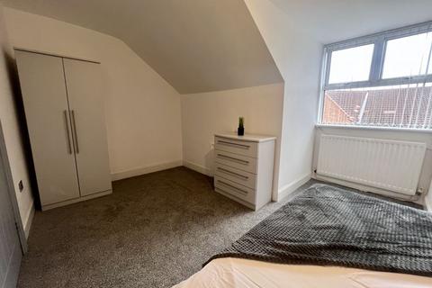 1 bedroom in a house share to rent, High Street, Gateshead NE10