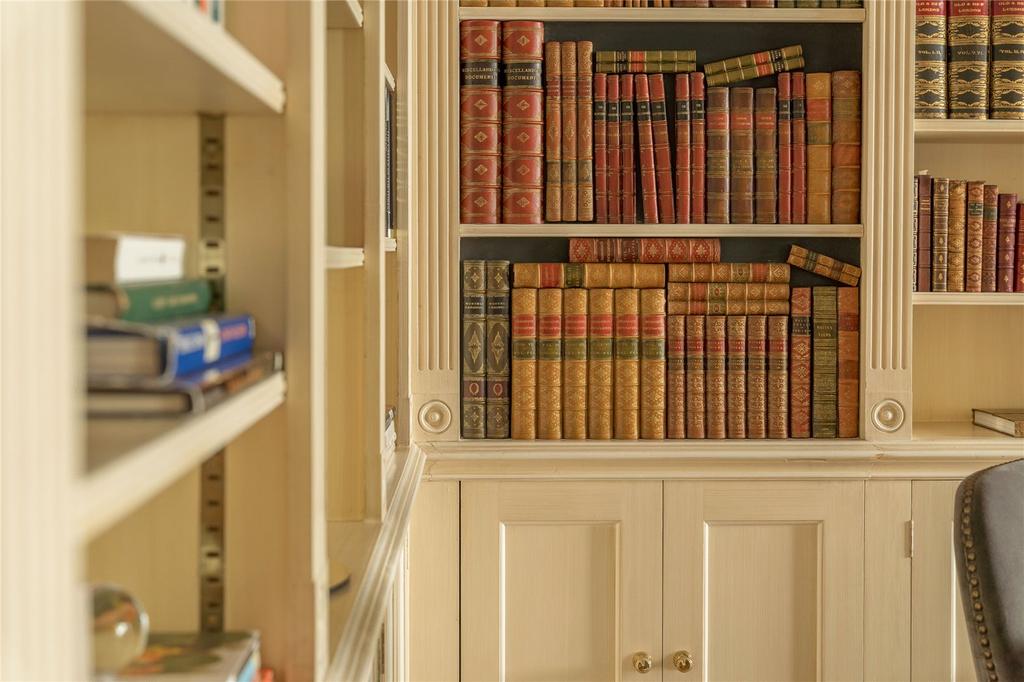 Book Shelf