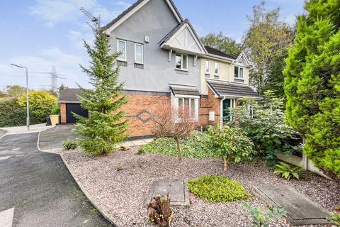 3 bedroom semi-detached house for sale, Cloughbank, Stoneclough, Radcliffe