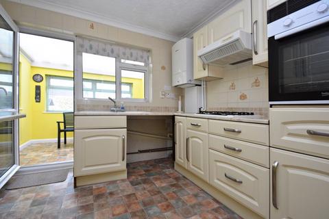 32 Ashley Close, Minster On Sea, Sheerness, ME12 3ED