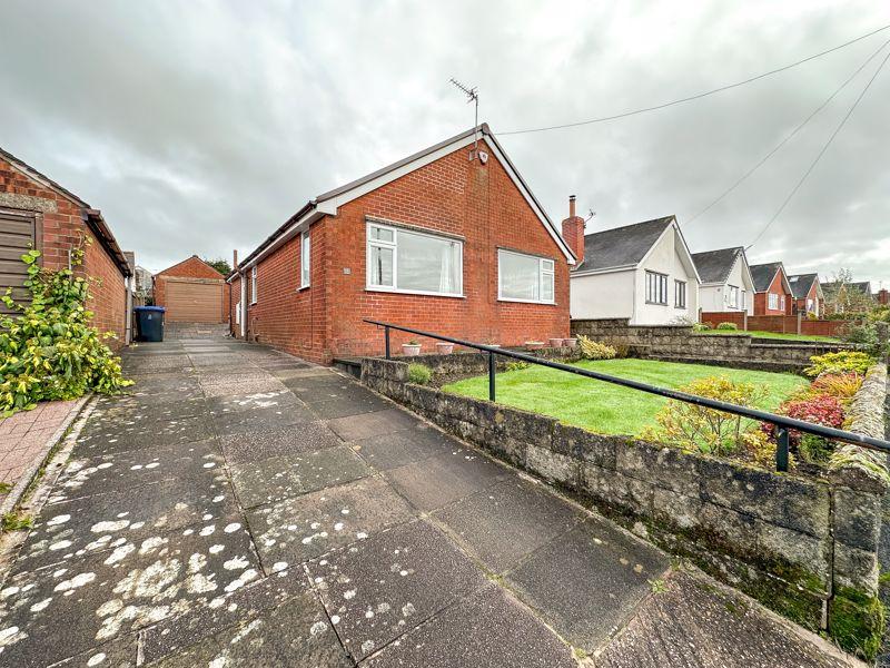 Stoneyfields, Biddulph Moor, ST8 7NB 3 bed detached bungalow for sale