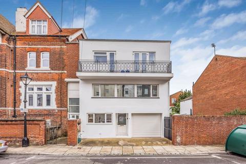 Clarence Road, Southsea