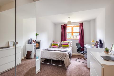6 bedroom semi-detached house to rent - Middleton Boulevard, Wollaton Park, Nottingham