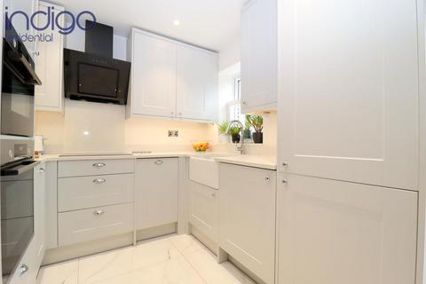 16 Eastfield Close, Luton, LU2 8DY