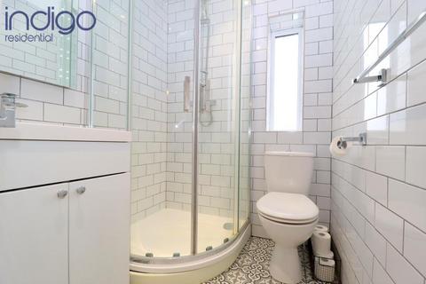 16 Eastfield Close, Luton, LU2 8DY