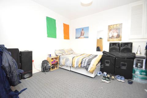 undefined, Cardigan Road, Headingley LS6