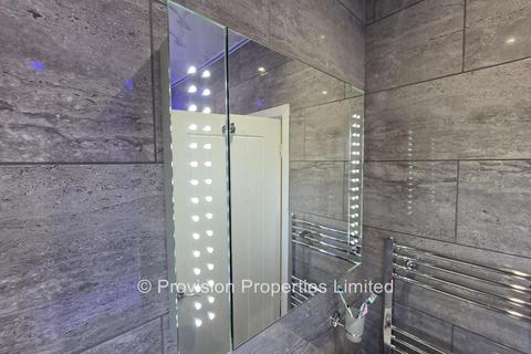 7 bedroom terraced house to rent, Norwood Terrace, Hyde Park LS6