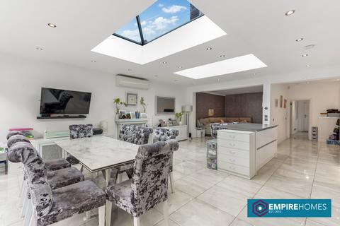 34 Stone Hall Road, London, N21 1LP