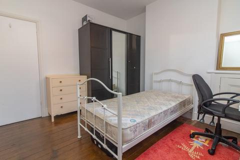 50 Battenberg Road, Leicester, LE3 5HA