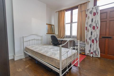 50 Battenberg Road, Leicester, LE3 5HA