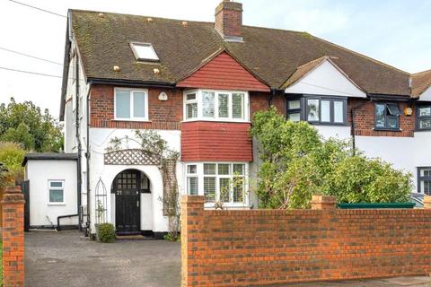 4 bedroom semi-detached house for sale, Hospital Bridge Road, Twickenham