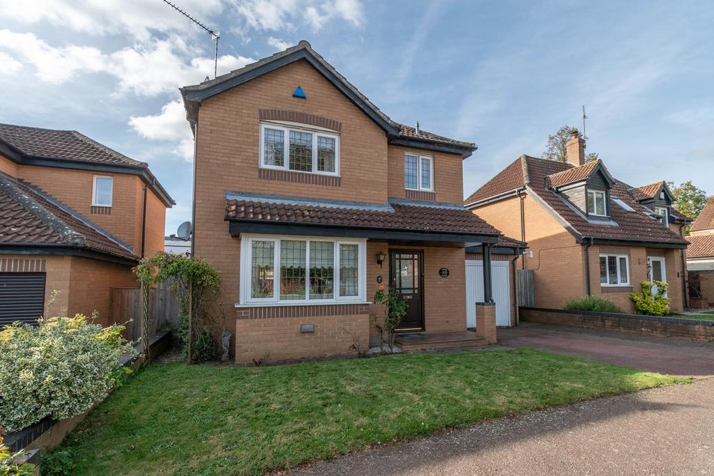 The Lawn, Fakenham, NR21 3 bed detached house £350,000